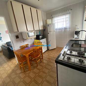 Apartamento em Praia Grande, bairro Guilhermina