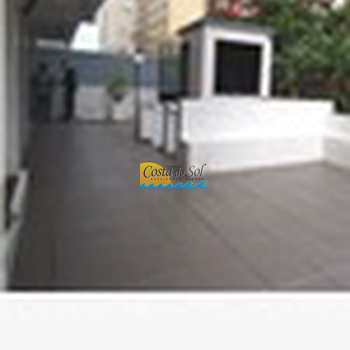 Apartamento em Praia Grande, bairro Tupi