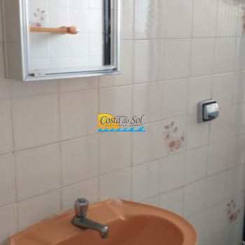 Apartamento em Praia Grande, bairro Tupi