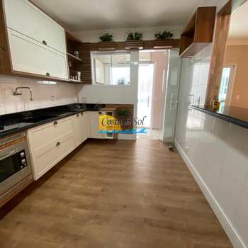 Apartamento em Praia Grande, bairro Guilhermina