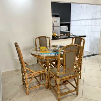 Apartamento em Praia Grande, bairro Guilhermina