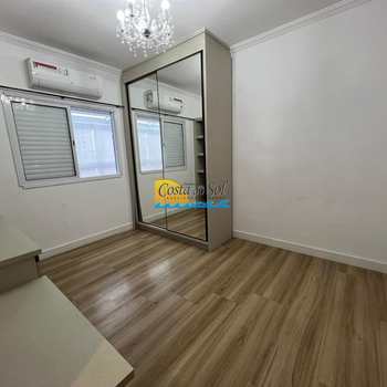 Apartamento em Praia Grande, bairro Aviação