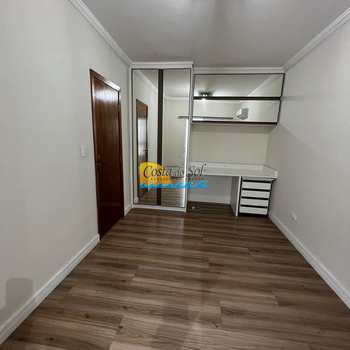 Apartamento em Praia Grande, bairro Aviação