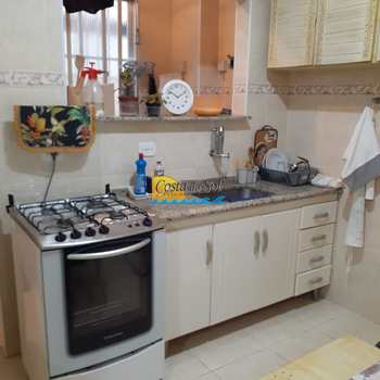 Apartamento em Praia Grande, bairro Guilhermina