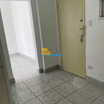 Apartamento em São Vicente, bairro Centro