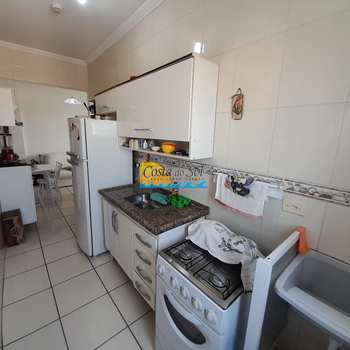 Apartamento em Praia Grande, bairro Boqueirão