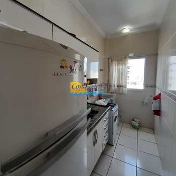 Apartamento em Praia Grande, bairro Boqueirão