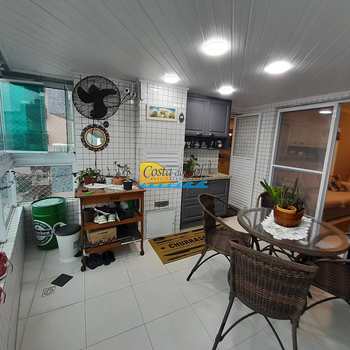 Apartamento em Praia Grande, bairro Guilhermina