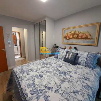 Apartamento em Praia Grande, bairro Guilhermina