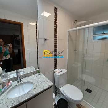 Apartamento em Praia Grande, bairro Guilhermina