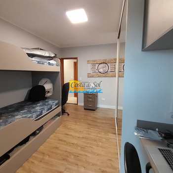 Apartamento em Praia Grande, bairro Guilhermina