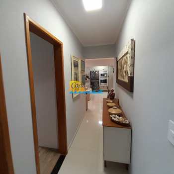 Apartamento em Praia Grande, bairro Guilhermina