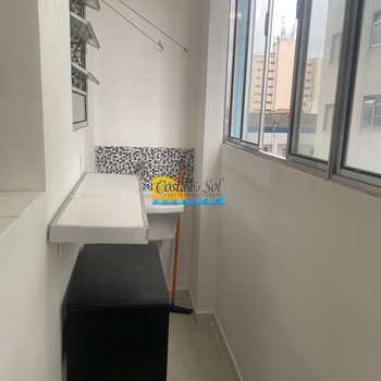 Apartamento em Praia Grande, bairro Boqueirão