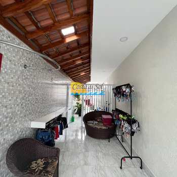 Sobrado em Praia Grande, bairro Tupi
