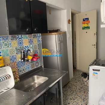 Kitnet em Praia Grande, bairro Guilhermina