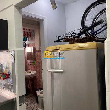 Kitnet em Praia Grande, bairro Guilhermina