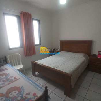 Apartamento em Praia Grande, bairro Guilhermina