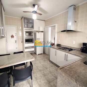 Apartamento em Praia Grande, bairro Tupi