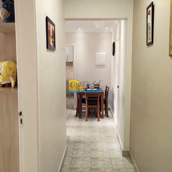 Apartamento em Praia Grande, bairro Tupi