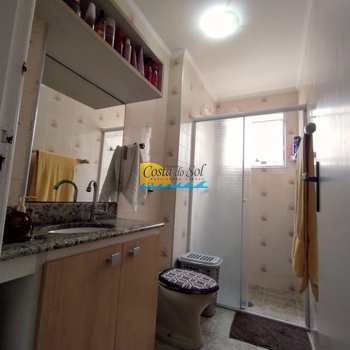 Apartamento em Praia Grande, bairro Tupi