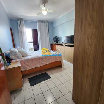 Apartamento em Praia Grande, bairro Guilhermina