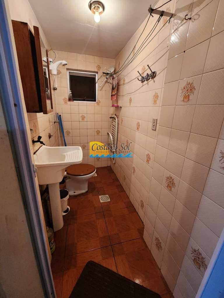 Kitnet em Praia Grande, no bairro Aviação