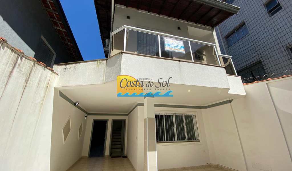Sobrado em Praia Grande, bairro Caiçara