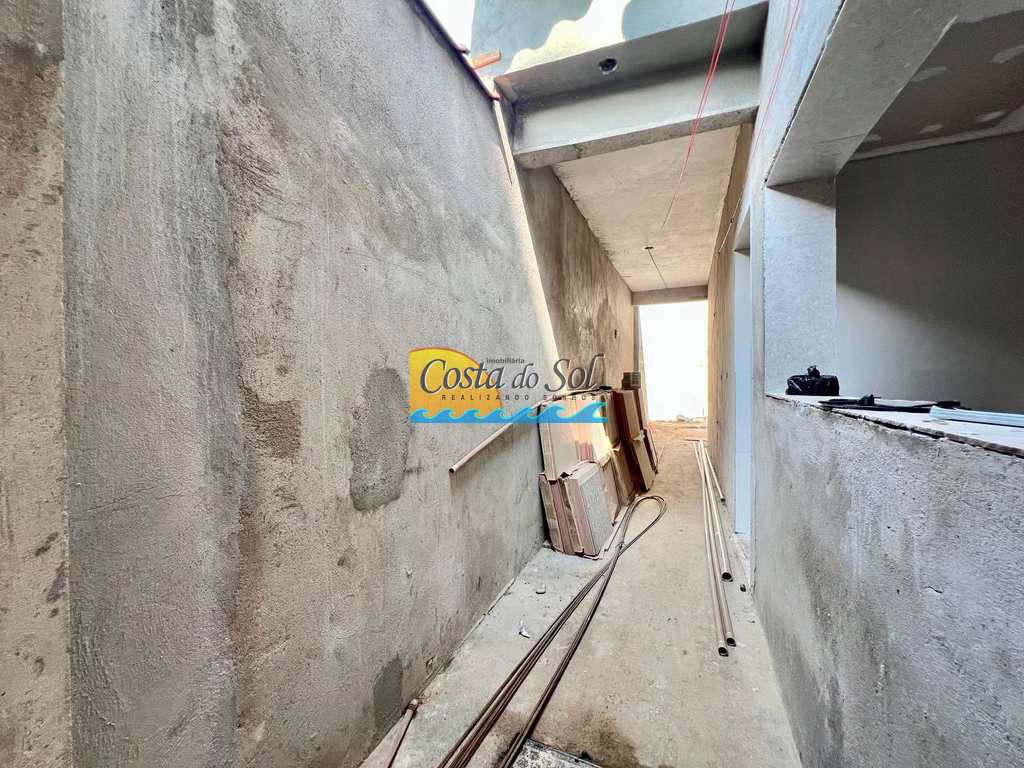 Casa em Praia Grande, no bairro Aviação