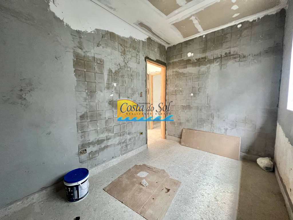 Casa em Praia Grande, no bairro Aviação