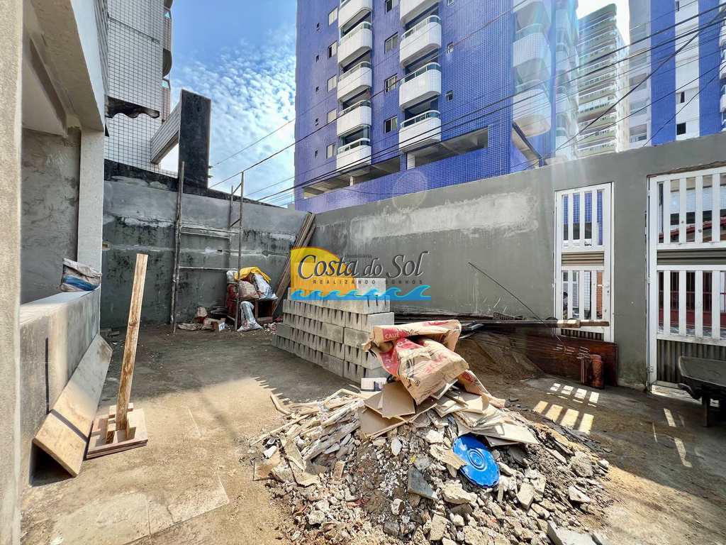 Casa em Praia Grande, no bairro Aviação