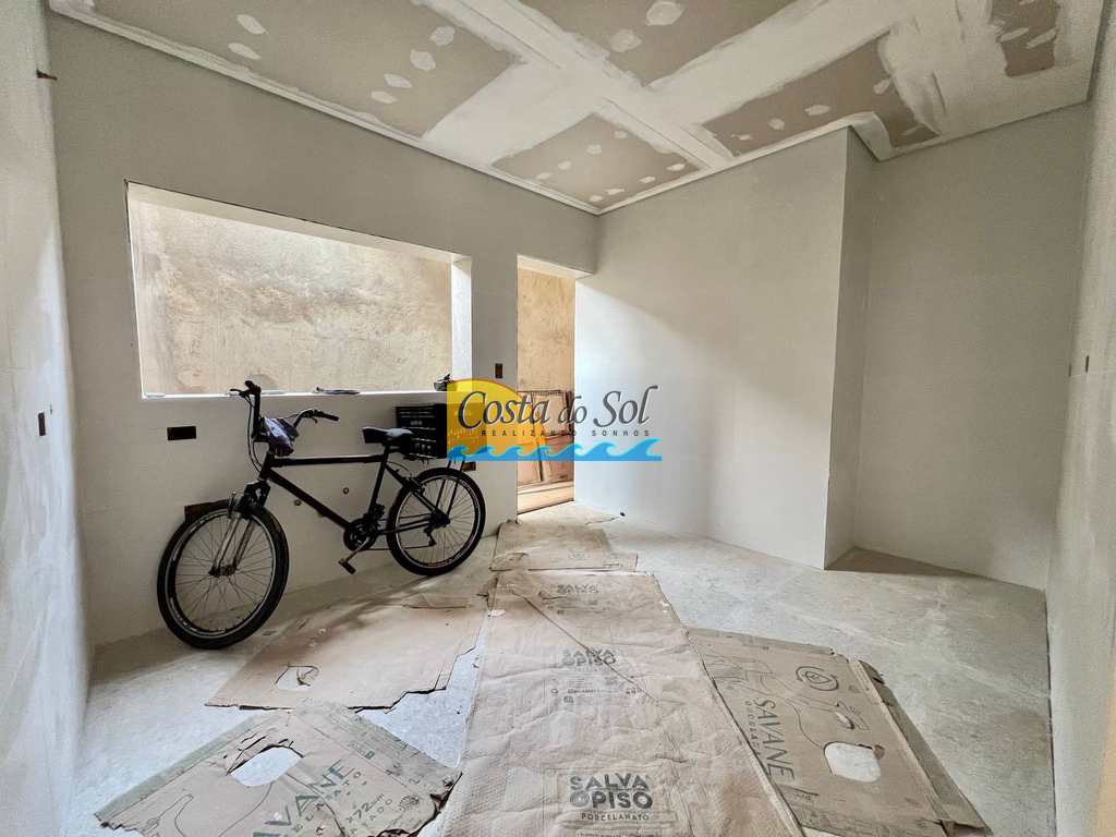 Casa em Praia Grande, no bairro Aviação