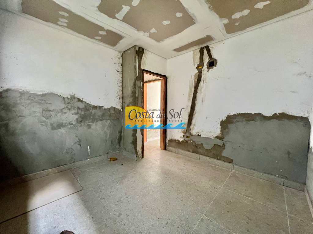 Casa em Praia Grande, no bairro Aviação