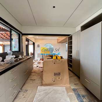 Casa em Praia Grande, bairro Ocian