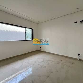 Casa em Praia Grande, bairro Ocian