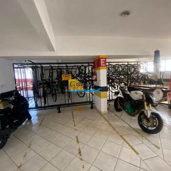 Apartamento em Praia Grande, bairro Guilhermina