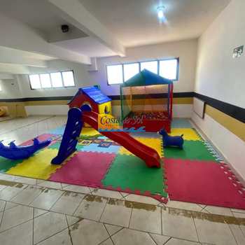 Apartamento em Praia Grande, bairro Guilhermina