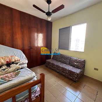 Apartamento em Praia Grande, bairro Aviação