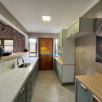 Casa de Condomínio em Guarujá, bairro Acapulco