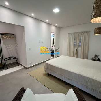 Casa de Condomínio em Guarujá, bairro Acapulco