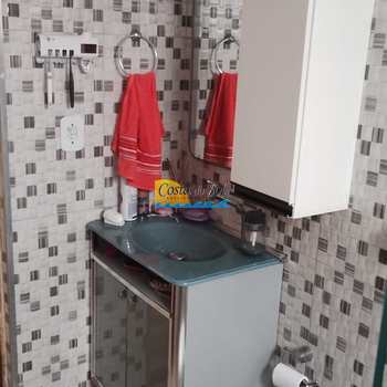 Casa em Praia Grande, bairro Esmeralda