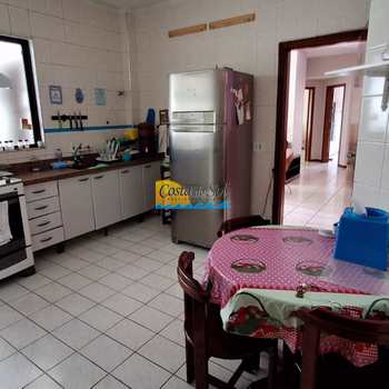 Apartamento em Praia Grande, bairro Guilhermina