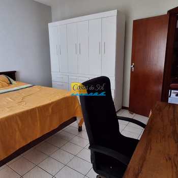 Apartamento em Praia Grande, bairro Guilhermina