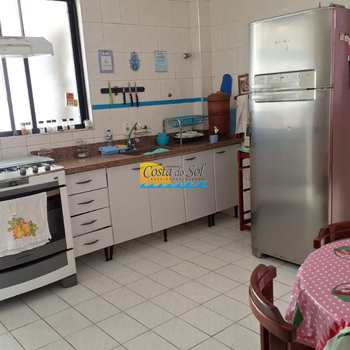 Apartamento em Praia Grande, bairro Guilhermina