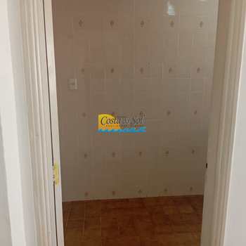 Apartamento em Praia Grande, bairro Boqueirão