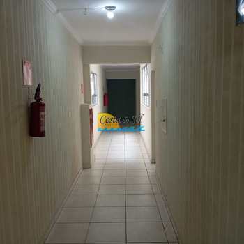 Apartamento em Praia Grande, bairro Boqueirão