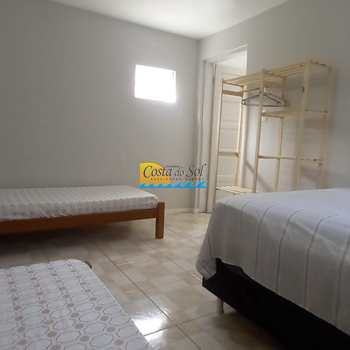 Sobrado em Praia Grande, bairro Mirim