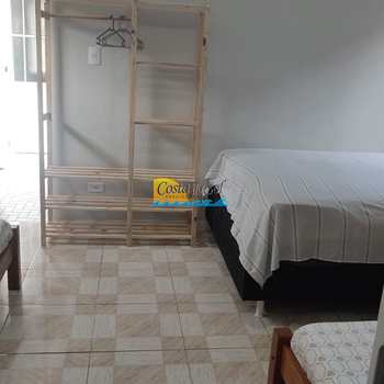Sobrado em Praia Grande, bairro Mirim