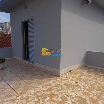 Sobrado em Praia Grande, bairro Mirim