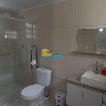 Sobrado em Praia Grande, bairro Mirim