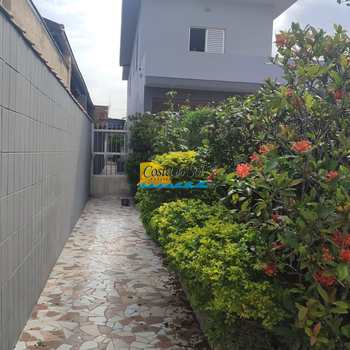 Sobrado em Praia Grande, bairro Mirim